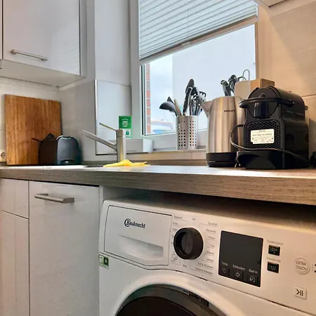 Gemuetliche Mit Terrasse Und Wohnzimmer Im Erdgeschoss N28l Apartamento