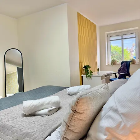 Gemuetliche Mit Terrasse Und Wohnzimmer Im Erdgeschoss N28l Apartamento *